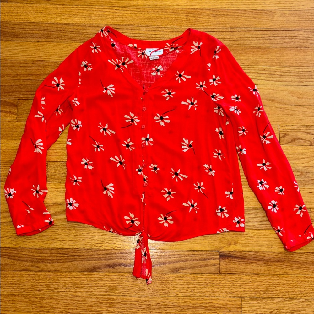 EUC For The Republic Med Blood Orange Red Floral Daisy Long Sleeve Tie Blouse